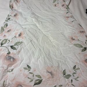 Pottery barn kids Meredith crib sheet